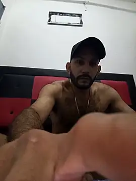 Snapshot of arqui009 chatting on 12-22-25, 08:14 arqui009 online show from 12-22-25, 08:14