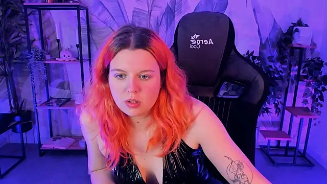 NielletaBlossom online show from 03-09-25, 08:51