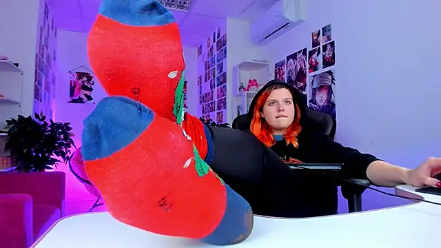 NielletaBlossom online show from 03-11-25, 08:41