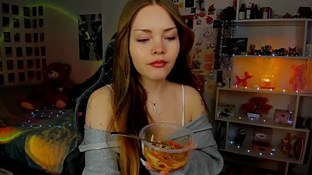 AkiraKatsu online show from 03-08-26, 12:41