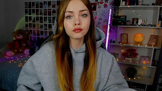 AkiraKatsu online show from 09-30-25, 11:27