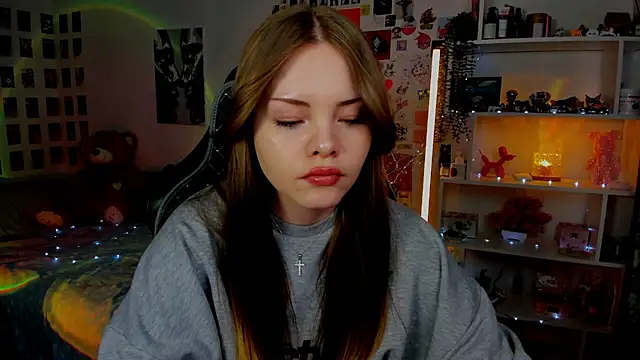 AkiraKatsu online show from 04-19-26, 12:39