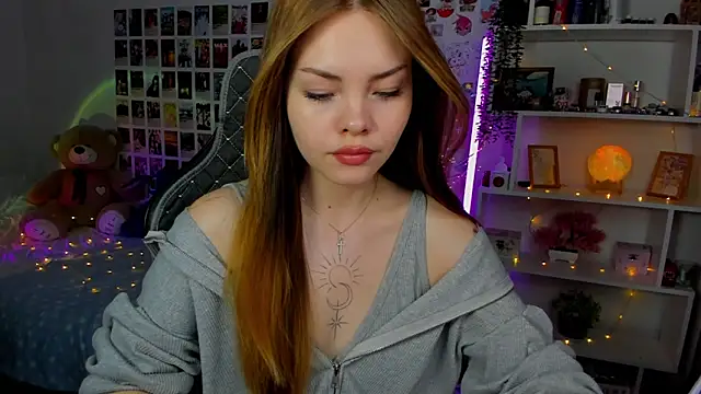 AkiraKatsu online show from 10-04-25, 11:56