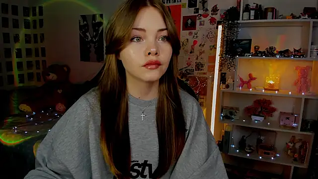 AkiraKatsu online show from 04-12-26, 10:07