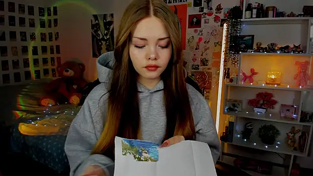 AkiraKatsu online show from 02-01-26, 11:08