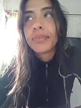 Snapshot of Alisson_420 chatting on 03-06-25, 05:43 Alisson 420 online show from 03-06-25, 05:43