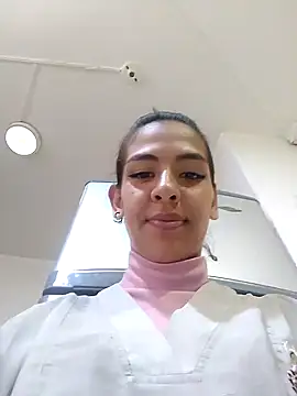 Snapshot of Alisson_420 chatting on 10-21-25, 08:19 Alisson 420 online show from 10-21-25, 08:19