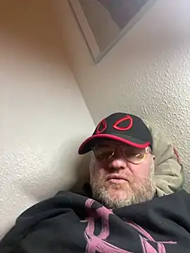 thetobmaster200 online show from 12-22-24, 03:44