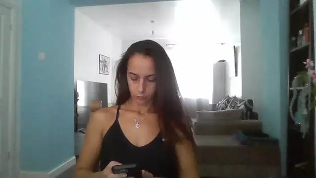 karlaolivia online show from 09-19-25, 09:24