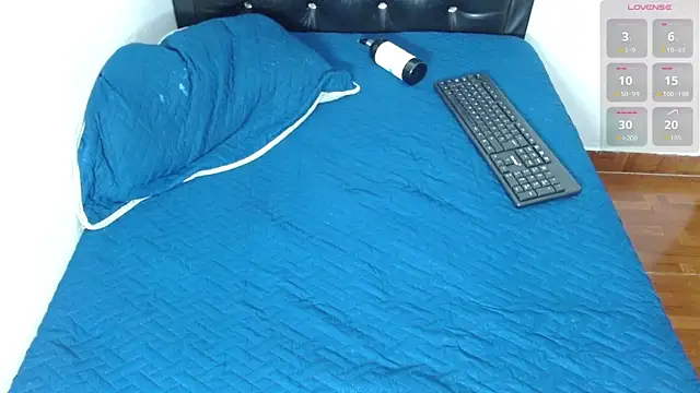 hots boygg online show from 11-07-25, 04:22