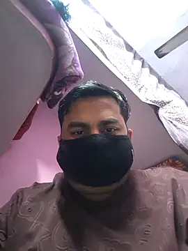 Snapshot of bobbyronak chatting on 03-05-25, 10:33 bobbyronak online show from 03-05-25, 10:33