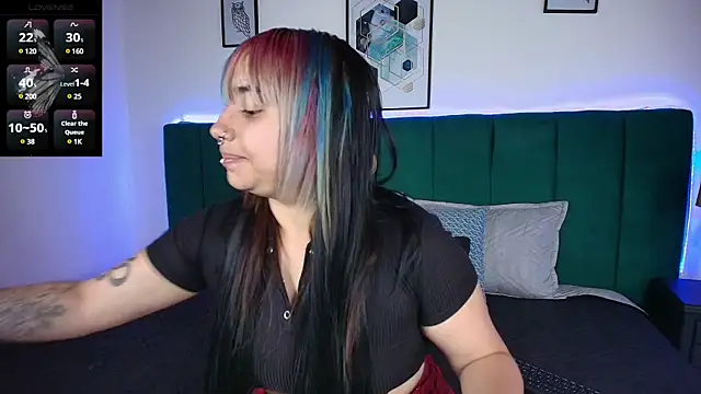 Snapshot of Veronica_Goddes chatting on 03-19-25, 01:29 Veronica Goddes online show from 03-19-25, 01:29