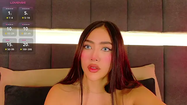 nicolle pierce online show from 10-22-25, 01:54