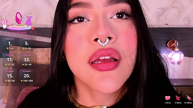 nicolle pierce online show from 12-03-25, 12:37