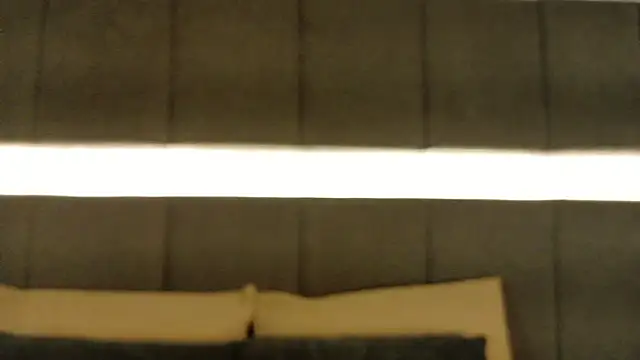 nicolle pierce online show from 11-21-25, 03:55