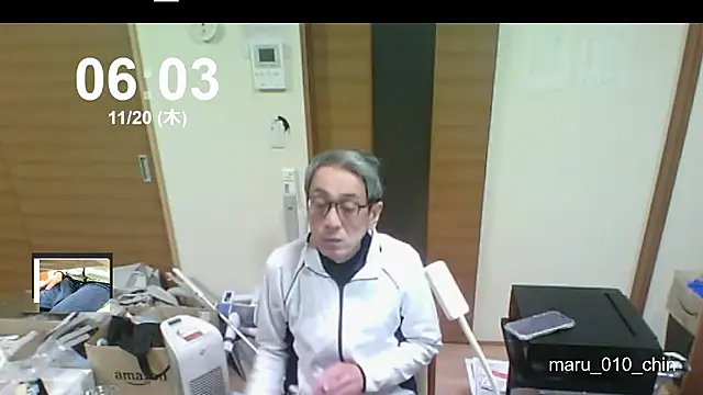 mama010-chan online show from 11-19-25, 09:04