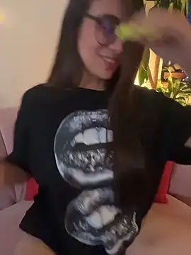 MariaIsabella8 online show from 04-25-26, 11:24