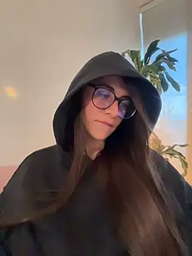 MariaIsabella8 online show from 04-16-26, 09:39