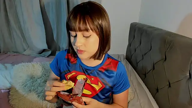 Mia blaiir online show from 06-11-26, 12:32