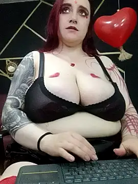 Snapshot of Gelena_Black chatting on 02-14-25, 11:53 Gelena Black online show from 02-14-25, 11:53