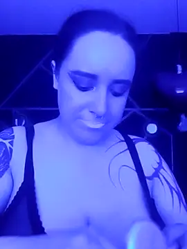 Snapshot of Gelena_Black chatting on 02-20-25, 07:41 Gelena Black online show from 02-20-25, 07:41