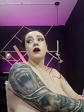 Snapshot of Gelena_Black chatting on 09-17-25, 01:02 Gelena Black online show from 09-17-25, 01:02