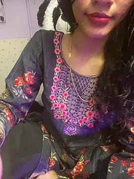 Divyaa69 online show from 12-18-25, 06:23