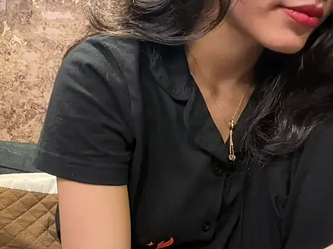 Divyaa69 online show from 07-16-26, 02:25