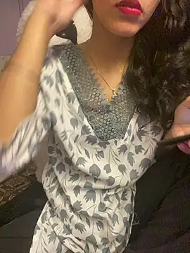 Divyaa69 online show from 01-08-26, 04:24