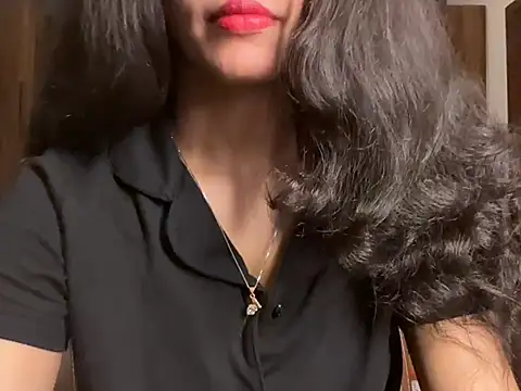 Divyaa69 online show from 06-30-26, 11:05
