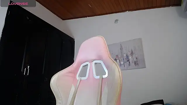 Snapshot of abby_tgn chatting on 10-03-25, 11:23 abby tgn online show from 10-03-25, 11:23