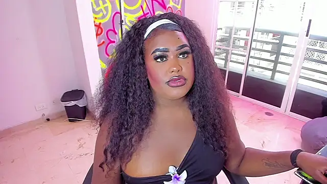 GEANNAROSE online show from 01-18-26, 04:32