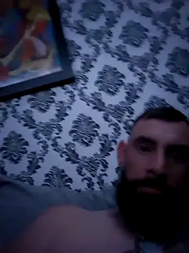 Snapshot of hornycouple6110 chatting on 12-12-24, 01:28 hornycouple6110 online show from 12-12-24, 01:28