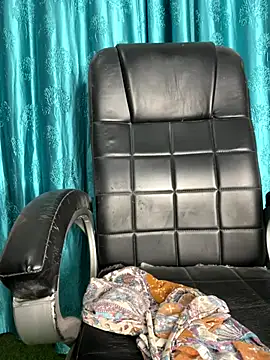 poision51 online show from 10-05-25, 02:35