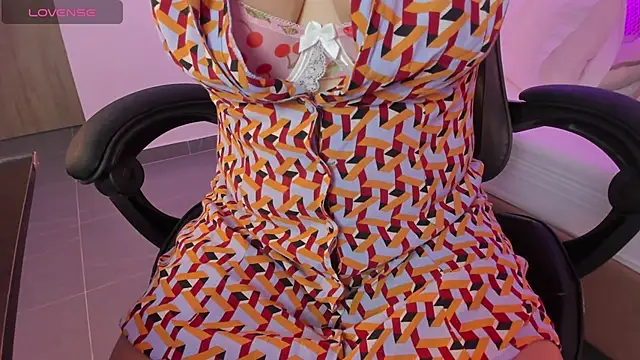 gipsela gomez online show from 02-11-26, 07:25