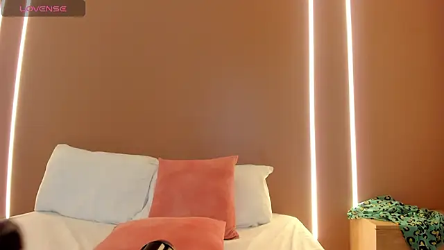 gipsela gomez online show from 12-13-25, 08:04