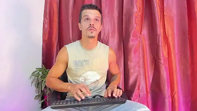 DonyBrown online show from 09-18-25, 02:58