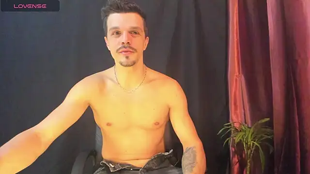 Snapshot of DonyBrown chatting on 02-03-26, 06:24 DonyBrown online show from 02-03-26, 06:24