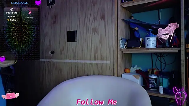 QueenYsuRey online show from 11-10-25, 06:13