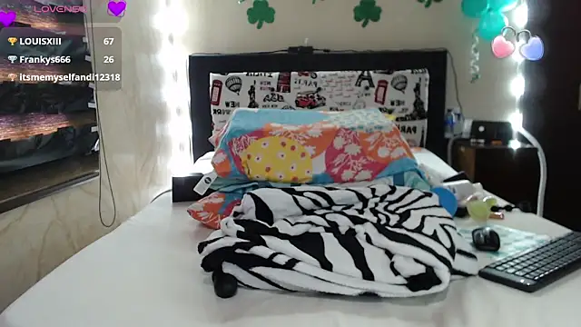 Snapshot of Rachell_111 chatting on 03-16-25, 03:39 Rachell 111 online show from 03-16-25, 03:39