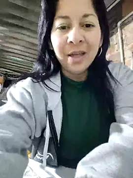 Snapshot of Rachell_111 chatting on 09-11-25, 12:32 Rachell 111 online show from 09-11-25, 12:32