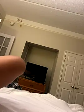 elikittens online show from 10-14-25, 04:57