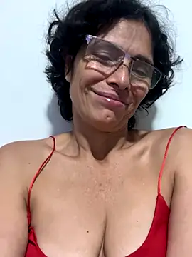 MireyaTorresGu online show from 10-24-25, 05:50