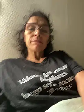Snapshot of MireyaTorresGu chatting on 06-14-26, 03:02 MireyaTorresGu online show from 06-14-26, 03:02