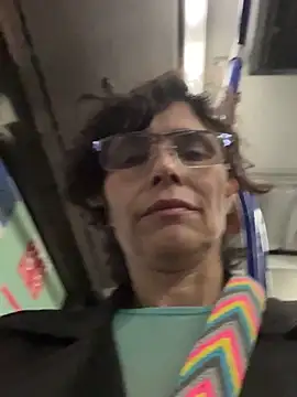 MireyaTorresGu online show from 10-26-25, 12:33