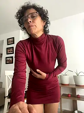 MireyaTorresGu online show from 10-09-25, 01:44