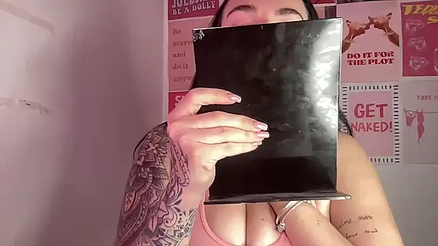 yorkshiregal online show from 02-14-26, 07:08