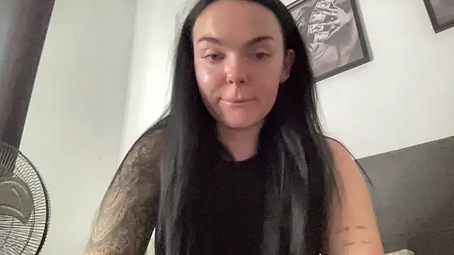 yorkshiregal online show from 10-29-25, 07:40