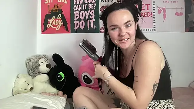 yorkshiregal online show from 03-05-26, 01:19