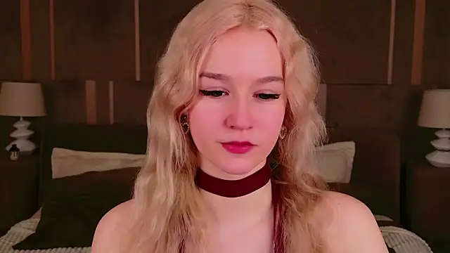 NaomiLoys online show from 03-22-25, 03:30